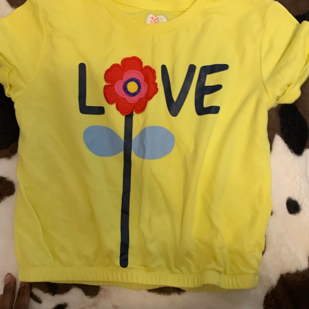 365 kids Girls Love Sweatshirt Tee